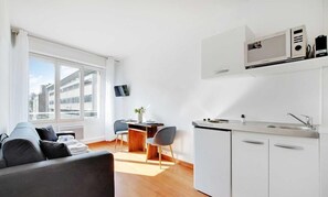 Interior - Charming studio - 2P - Parc Georges Brassens (Paris)