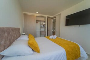 2 chambres, fer et planche Ă repasser, Wi-Fi, draps fournis