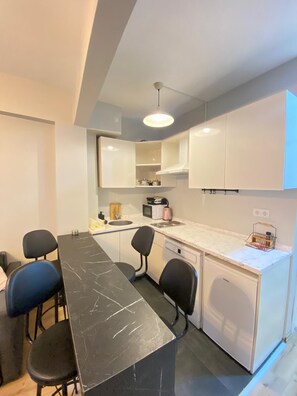 Appart'hôtel Confort, 1 chambre, non-fumeur, coin cuisine | Cuisine privée