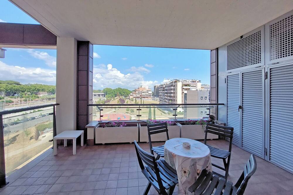 Modern Flat with terrace near Eataly