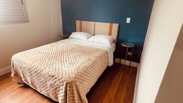 1 quarto, ferros/tábuas de passar roupa, Wi-Fi, roupa de cama