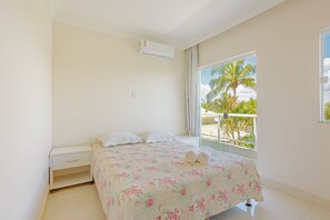 4 chambres, fer et planche à repasser, accès Internet, draps fournis