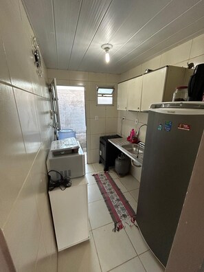 Fridge, microwave, stovetop, electric kettle