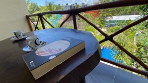 تناول الطعام بالخارج