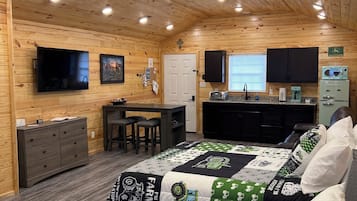 1 chambre, fer et planche Ă  repasser, Wi-Fi, draps fournis