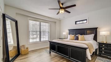 3 chambres, bureau, fer et planche à repasser, Wi-Fi gratuit