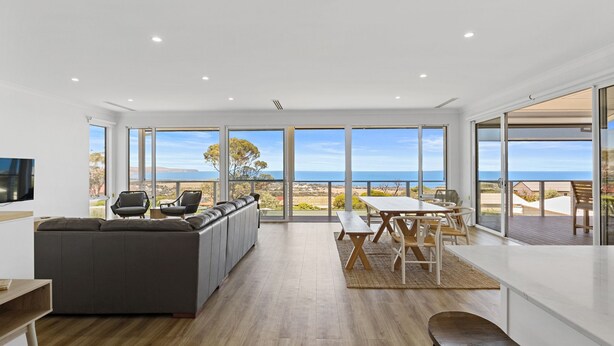 Living area - Norman Views - 20 Panorama Crescent (Normanville)