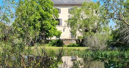 Le Rézinet - Grande Maison de 450 m2.
Gßte indépendant