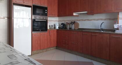 Cervantes Apartment Ideal for families and groups looking for space