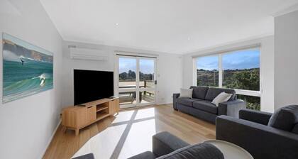 Logans Beach Apartments - Greenviews