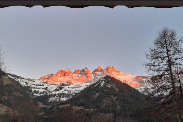 منوع