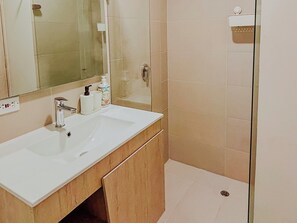 Håndklæder, Sæbe, Toiletpapir