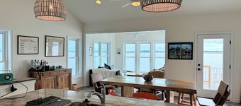 Above The Bay - SFH - WF w/Views Everywhere.  Brand New Home, Linens included