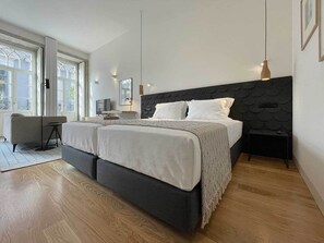 Condo exécutif, 2 lits jumeaux, vue sur la ville | 1 chambre, coffre-fort pour ordinateur portable