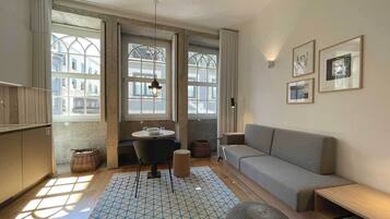 Condo standard, 1 cama Queen, vista para a cidade | Vista do quarto