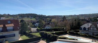 Sleeps 4/pool/tennis 5mn beach 