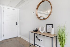 Interior - Heart of Downtown; Stylish 1 Bed 1 Bath Sleeps 4  (Salt Lake City)