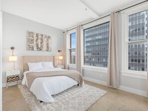 1 bedroom, desk, iron/ironing board, free WiFi - Heart of Downtown; Stylish 1 Bed 1 Bath Sleeps 4  (Salt Lake City)