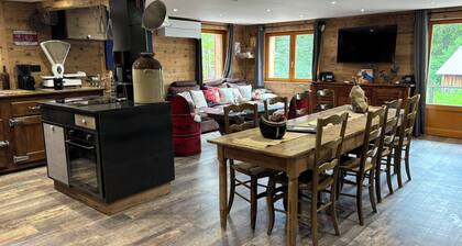 Vintage mountain breaks