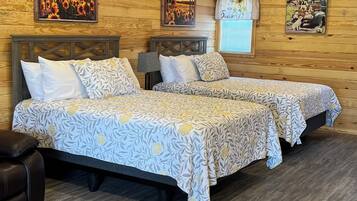 1 chambre, fer et planche Ă  repasser, Wi-Fi, draps fournis