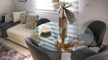 House | 2 bilik tidur