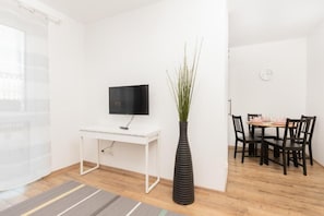 Comfort Apartment | 1 bedroom, soundproofing, iron/ironing board, free WiFi