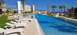 Outdoor pool - ROMERO APARTMENTS SUNSET CLIFFS BENIDORM (Benidorm)