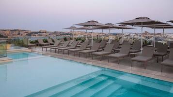 Indoor pool, outdoor pool