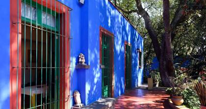 Large Group-Friendly Home with Stunning Rooftop