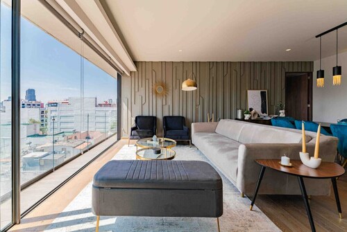 Stylish 3-Level Penthouse with Private Rooftop