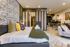 1 bedroom, iron/ironing board, WiFi, bed sheets