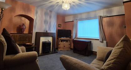 Swansea Serenity Retreat-3 bed House-large Garden