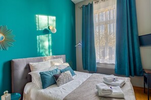 7 bedrooms, iron/ironing board, free WiFi, bed sheets