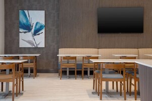 Desayuno buffet incluido todos los días 