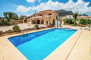 Pool - Villa Sala - Eight Bedroom Villa, Sleeps 14 (Calp)