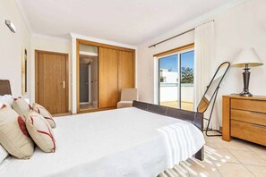 3 chambres, Wi-Fi, draps fournis