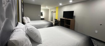 Super 8 BY Wyndham Lubbock Airport