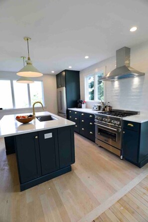 Fridge, coffee/tea maker, highchair, cookware/dishes/utensils - Newly renovated home on historical Waterfront farm (Union)