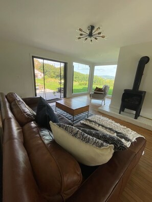 TV, fireplace - Newly renovated home on historical Waterfront farm (Union)