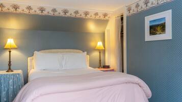 Suite, 2 soverom | Blendingsgardiner, strykejern/-brett, wi-fi (inkludert) og sengetøy