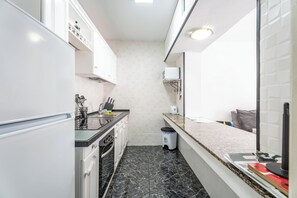 Microwave, oven