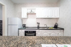 Mikrobølgeovn og ovn