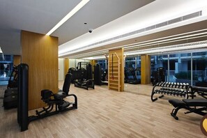 Fitness facility - Vogue 5 Mins Circle mall & 12 Mins Emirates Mall (Dubai)