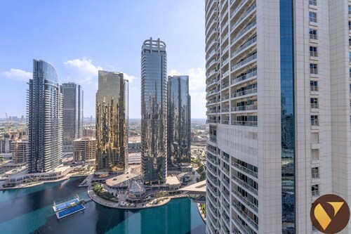 Walkable to Metro at Heart of Jumeirah Lake Towers