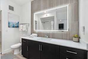 Hair dryer - 1BR Scottsdale Oasis | Hot Tub & Golf Nearby (Phoenix)