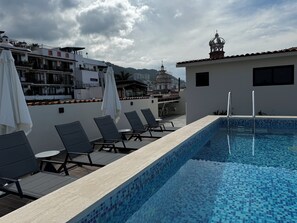 Piscine extérieure, piscine chauffée