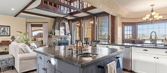 Country Escape - Acreage Home with Park