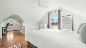 1 habitación, tabla de planchar con plancha, wifi y ropa de cama