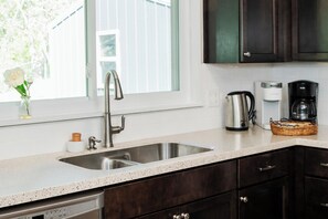 Fridge, microwave, oven, stovetop - Cozy 3-Bed Home, 2 miles from IU Campus (Bloomington)