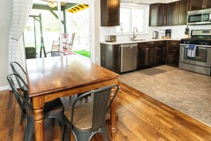 Fridge, microwave, oven, stovetop - Cozy 3-Bed Home, 2 miles from IU Campus (Bloomington)